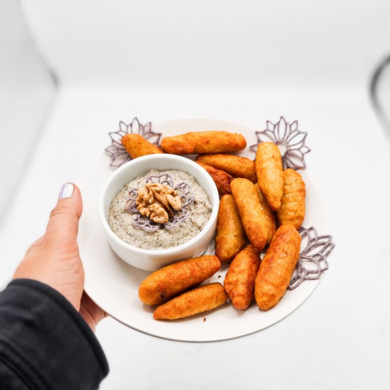 photo_5818972781436583678_y