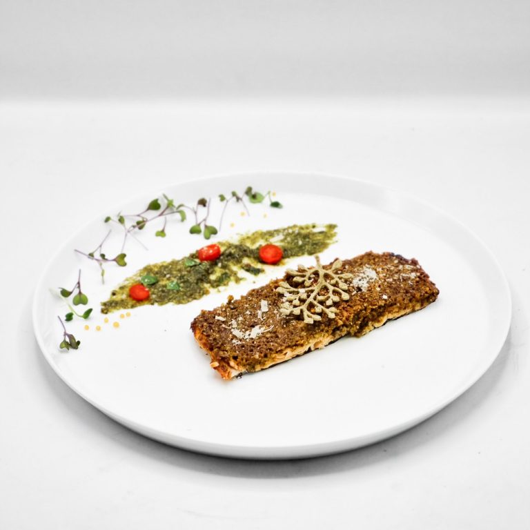 photo_5818972781436583685_y