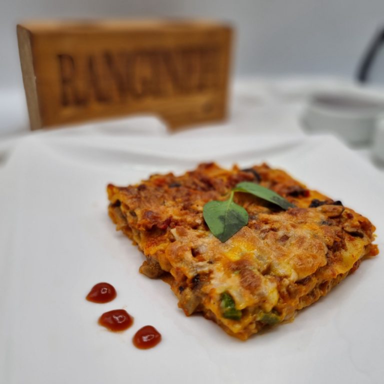 photo_5818972781436583686_y