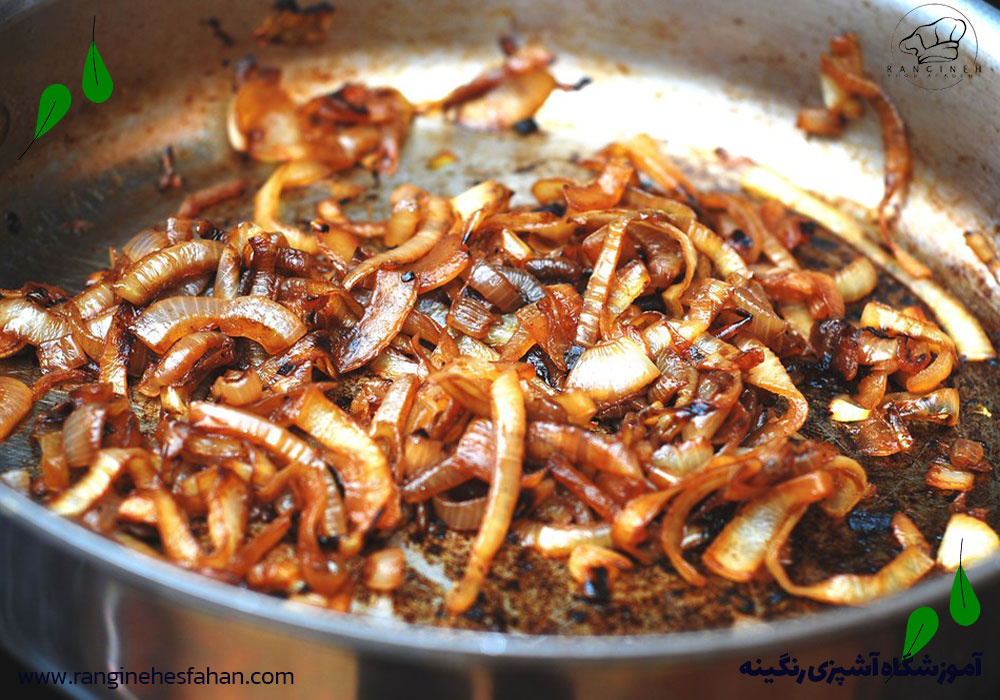 بهترین روغن‌ها برای کاراملیزاسیون پیاز و سبزیجات